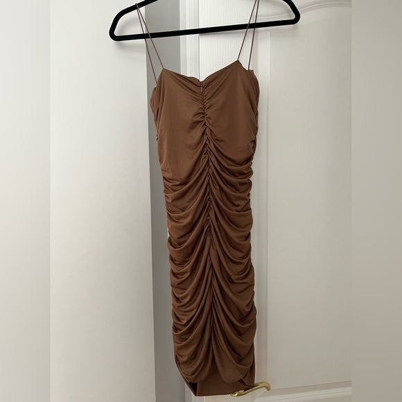 Urban Planet Ruched Bungee Strap Mini Dress (Brown) - Picture 3 of 5